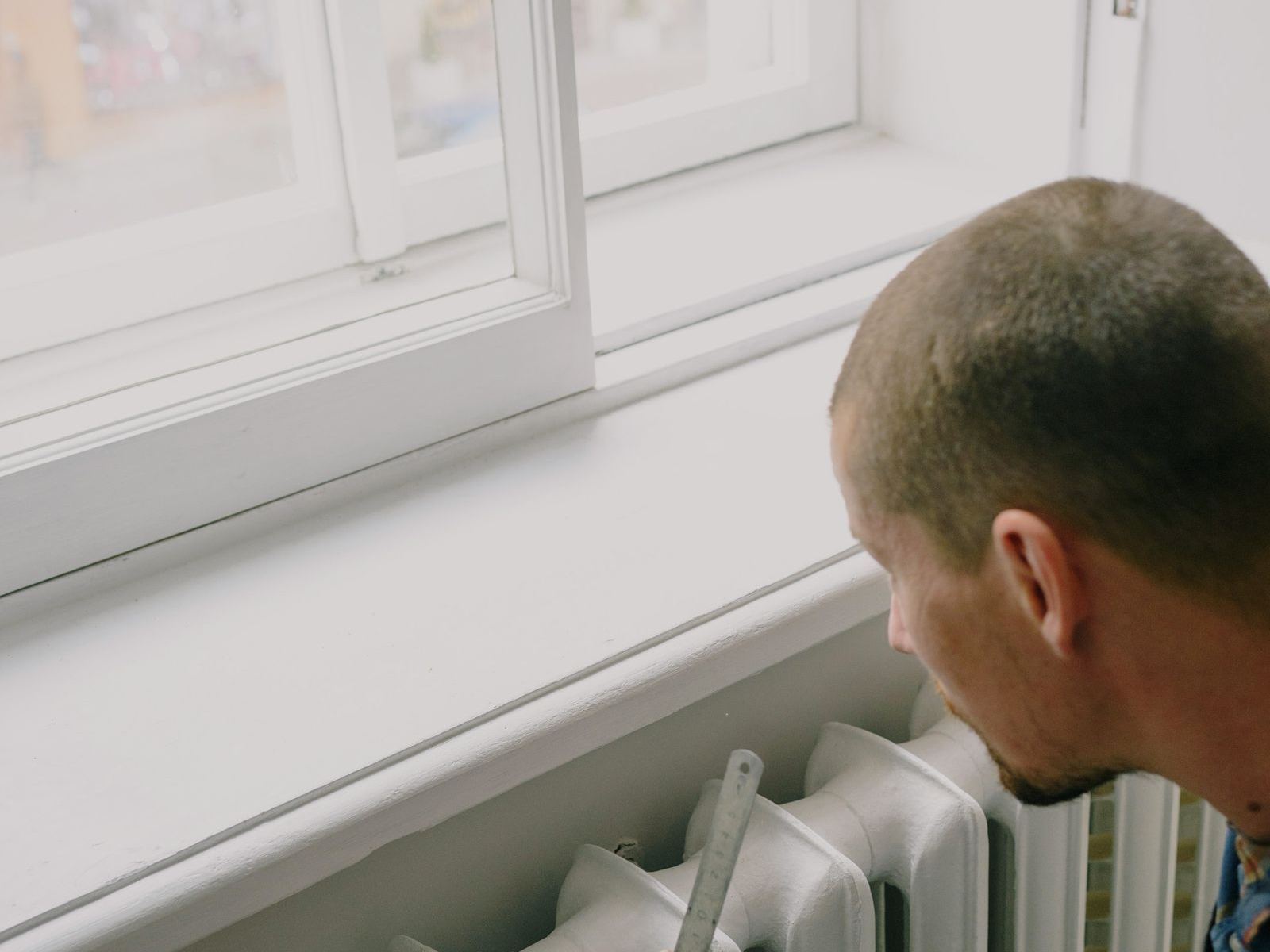 Measuring near a window